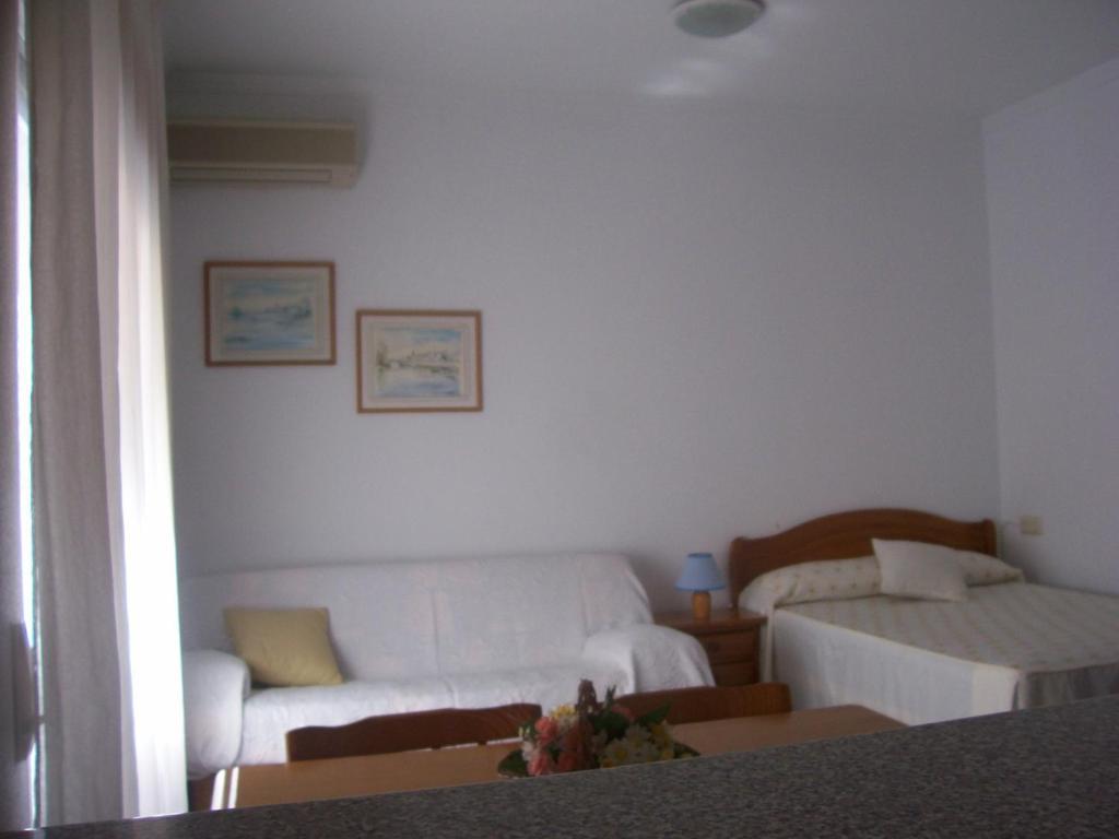 Apartamentos Berlin سان بيذرو ذيل بيناتا المظهر الخارجي الصورة