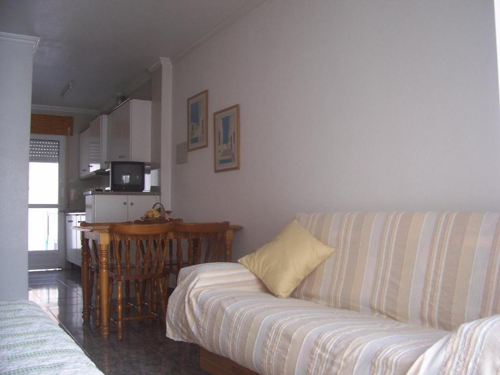 Apartamentos Berlin سان بيذرو ذيل بيناتا المظهر الخارجي الصورة