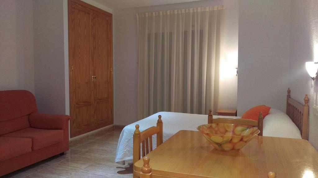 Apartamentos Berlin سان بيذرو ذيل بيناتا المظهر الخارجي الصورة
